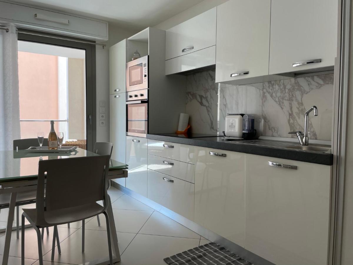 West Bay Apartment Menton Exterior foto