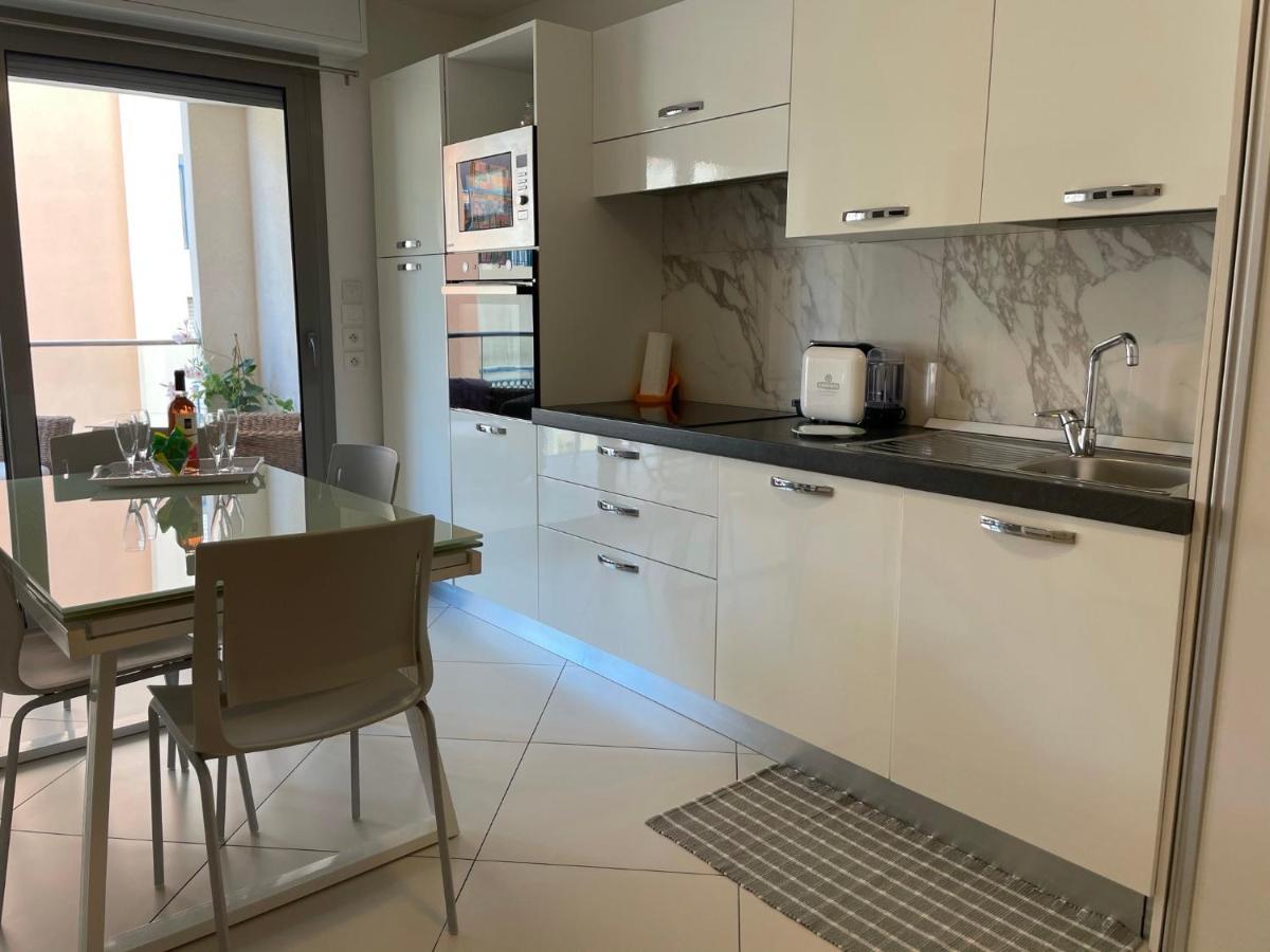 West Bay Apartment Menton Exterior foto